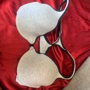 Gray and pink clip in front bra